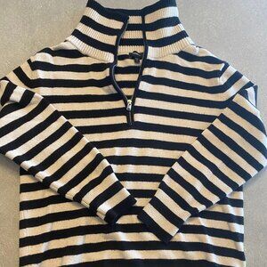 Express XS half ziip sweater - like new condition